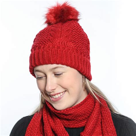 Ensemble de tuque et foulard 